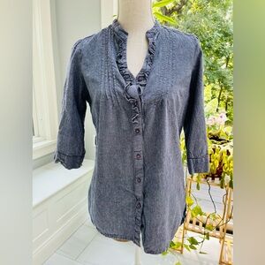 Passport 100% cotton ruffle collar blouse